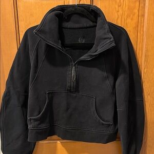Lulu Lemon size 6 Black Half-Zip Pullover Sweatshirt
